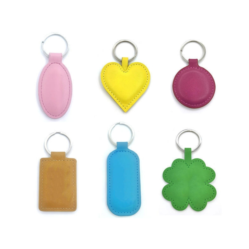 Leather Keychain Factory - OEM Custom Heart-shaped Pendant