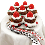 Cake Keychain Factory - OEM Custom Cookies Pendent Toy