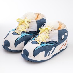 Slippers Factory - Average Size Plush Indoor Shoes