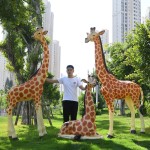 Animal Sculpture Factory - Life Size Giraffe Garden Statue