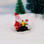 Snow Scene Ornament Factory - OEM Custom Santa Snowman Resin