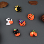 Pumpkin Resin Accessories Supplier - OEM Custom Ghost DIY Ornaments