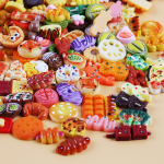 Cream Resin Accessories Manufacturer - OEM Custom 3D Christmas Decor