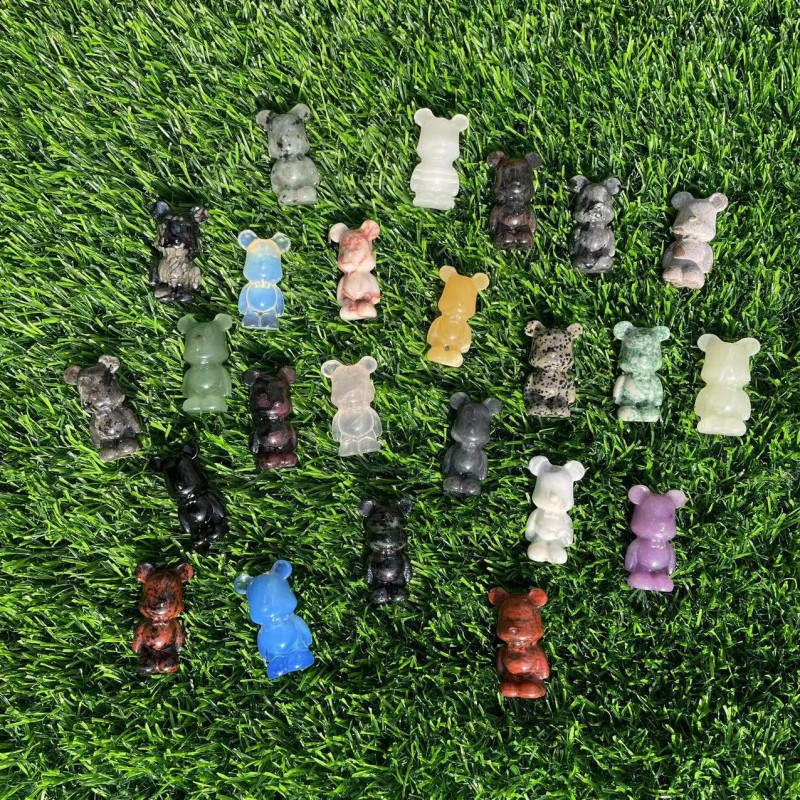 Crystal Stone Factory - 4cm Violent Bear Carved Craft