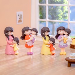 People Figurines Supplier - OEM Custom Mother Daughter Doll