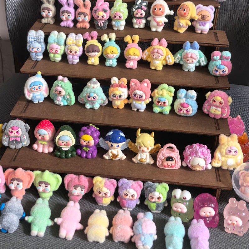 Miniature Toy Manufacturer - Flocking Rabbit Doll Figure