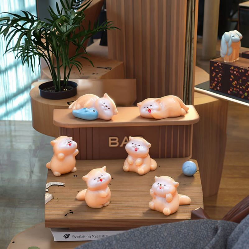 Resin Figurine Factory - Custom Color Sea Otter Sculpture