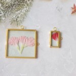 Hanging Frame Manufacturer - Vintage Pressed Flower Frame