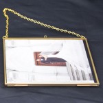 Wall Frame Factory - Floating Glass Picture Frame