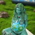 Gaia Statue Manufacturer - Earth Mother Folk Art Ornament