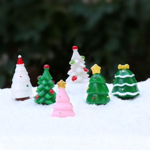 Christmas Tree Manufacturer - Miniature Snow Scene Decor
