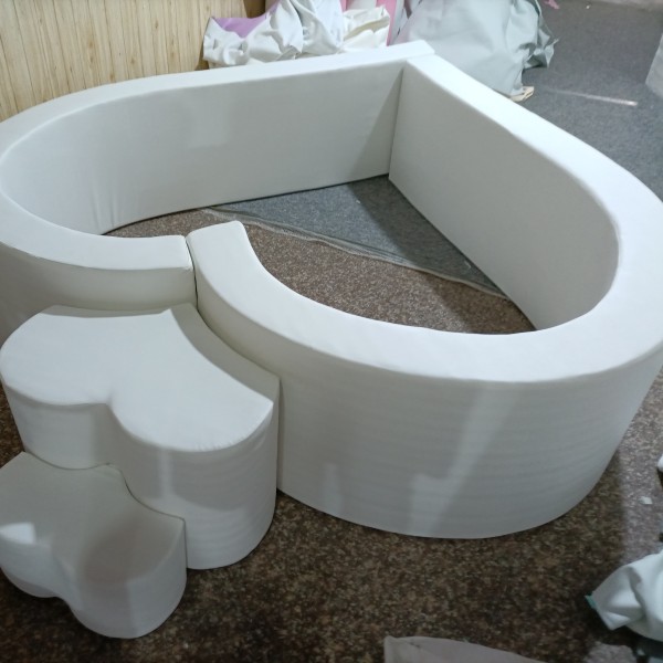 Ball Pits Factory - Customization Heart Shape Indoor Playground Pool