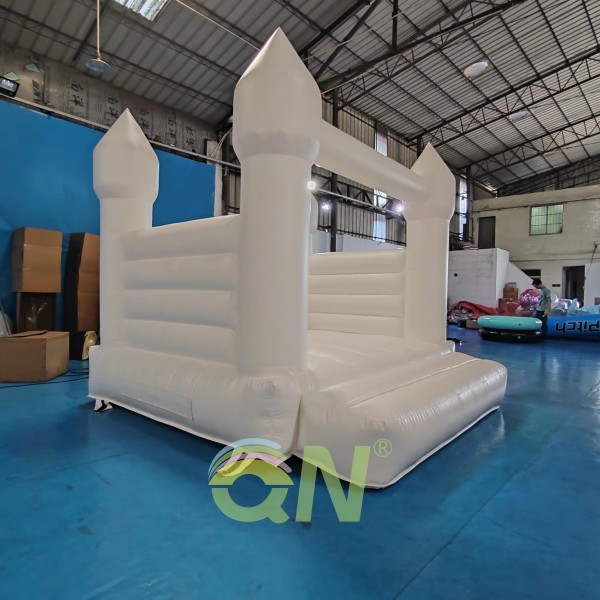 Inflatable Castle Manufacturer - Pure White Portable Jumping Castle