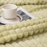 Office Blanket Factory - Cross Border Small Grid Flannel
