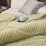 Office Blanket Factory - Cross Border Small Grid Flannel