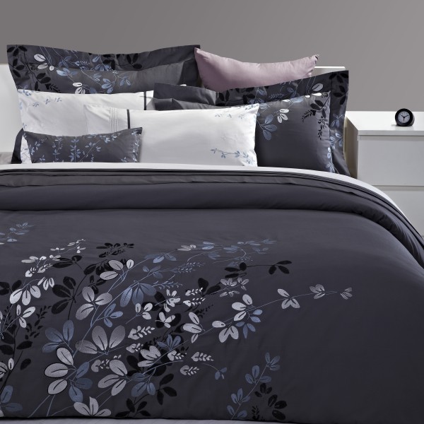 Duvet Cover Set Supplier - High Quality Solid Color Embroidery