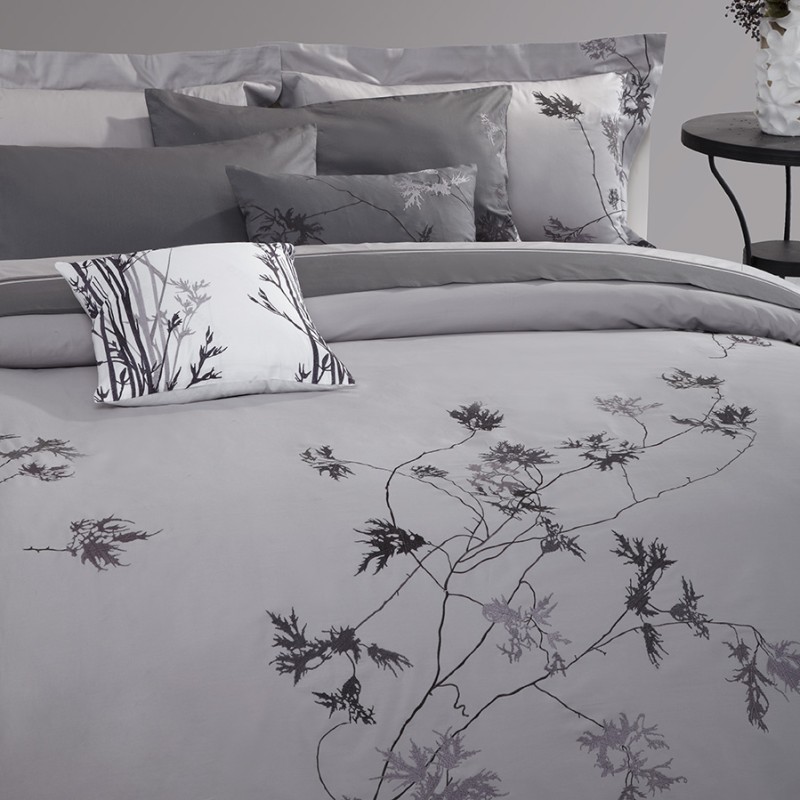 Hotel Bedding Set Supplier - High Quality Multi-sizes Embroidery