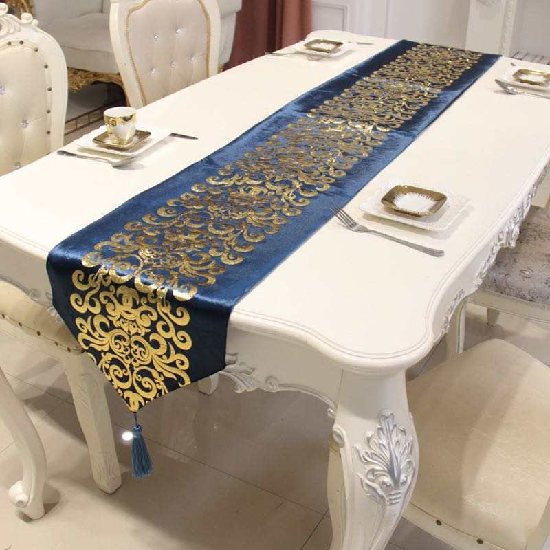 Retro Table Runner Manufacturer - American Luxury Jacquard
