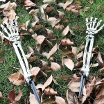 Simulated Bone Hand Halloween Yard Stake Spooky Prop Garden Party Outdoor Scary Decor Scary  Garden Parties Decorations