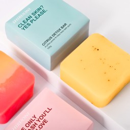 100G Feminine Wash Odor-Free Deep Cleansing Ph Balance Rosemary Turmeric Yoni Bar Soap Private Label