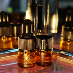 Rose Essential Oil Factory - Cosmetic Aromatherapy