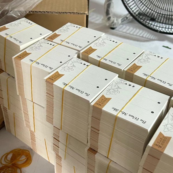 Press On Nail Cardboard Manufacturer - Custom Waterproof Colorful Display Background