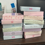 Hair Ties Box Manufacturer - Custom Foldable Transparent Window Gift Packaging