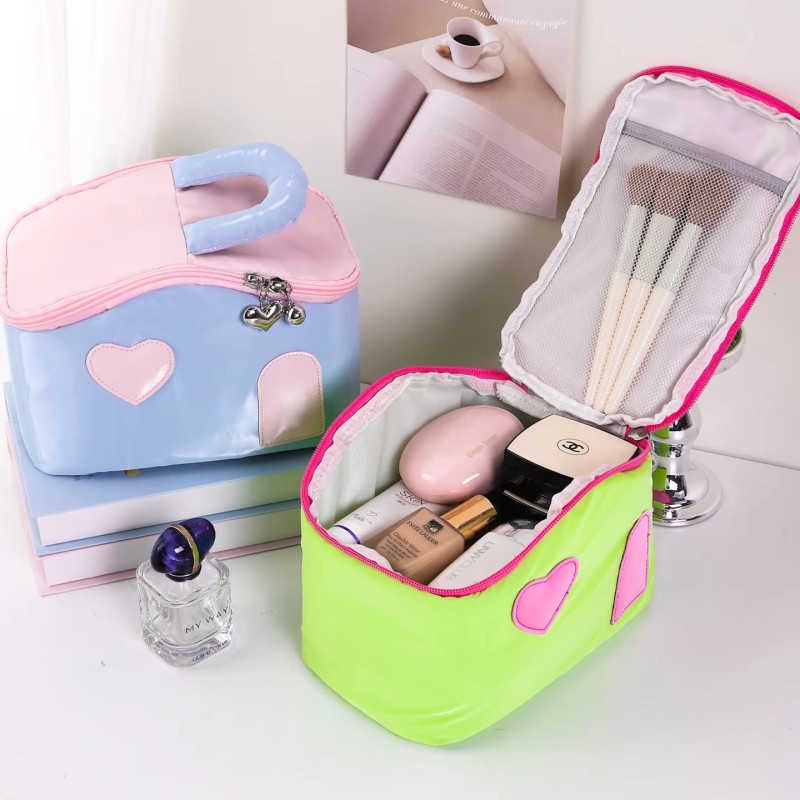 Cosmetic Bag Manufacturer - Colorful House Cute Large Capacity Female Storage