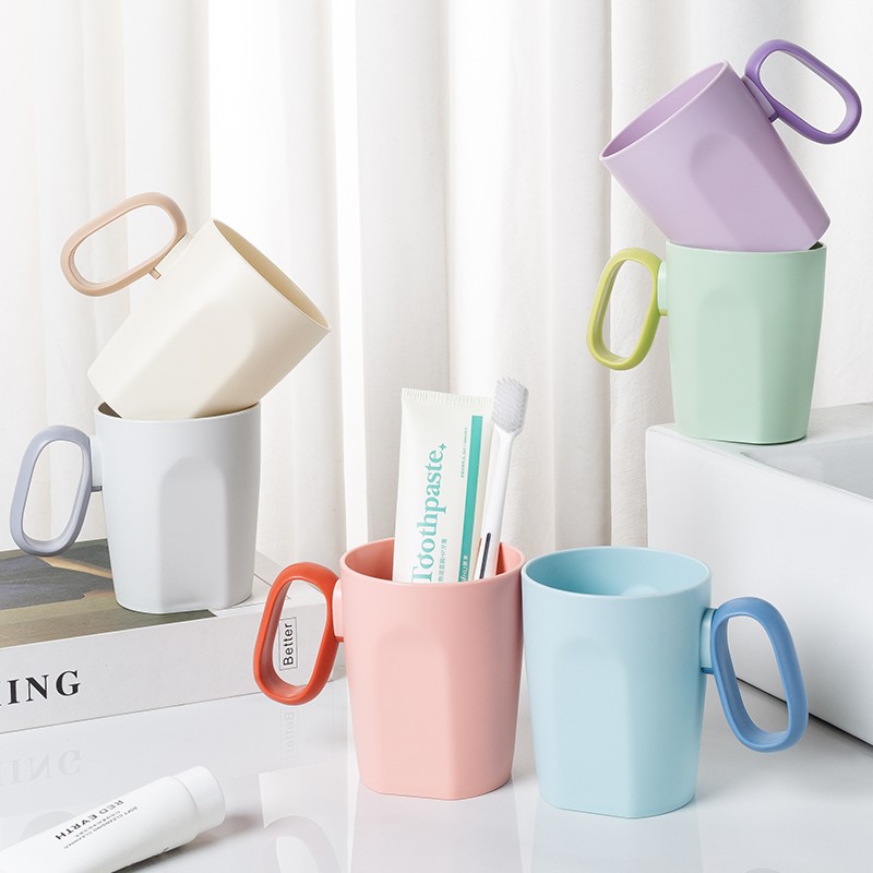 Student Mug Manufacturer - Plastic Toothbrush Cup for School Use