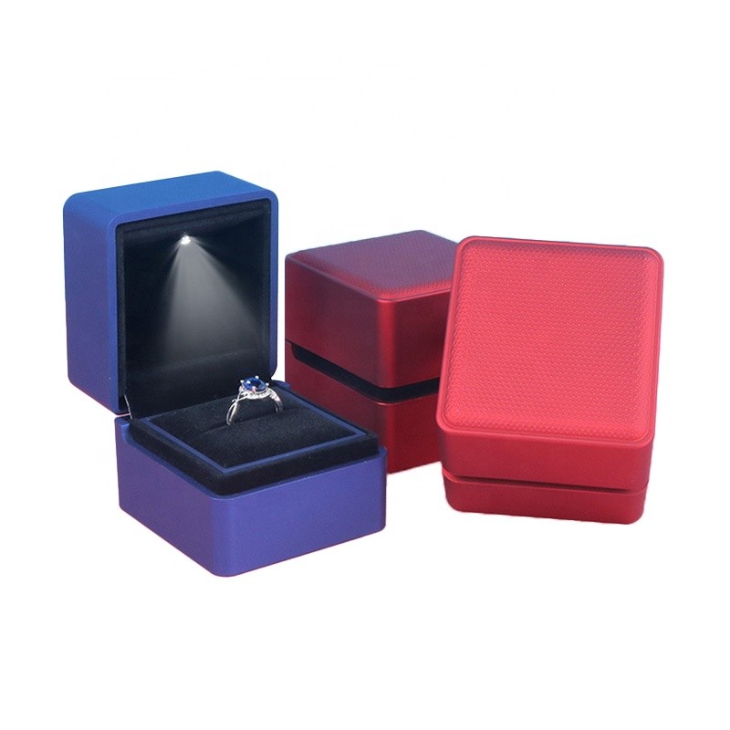 LED Ring Box Manufacturer - Creative Luxury Light Premium Leather