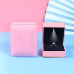 LED Ring Box Manufacturer - Custom Gold Edge Light Necklace Display