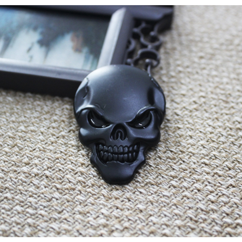 Metal Car Sticker Manufacturer - 3D Crossbones Zinc Alloy Emblem