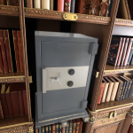 Luxury Safe Manufacturer - Mechanical Lock Spray Lacquer