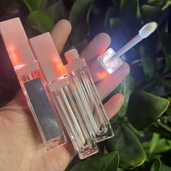 Lip Gloss Factory - Wholesale Custom Logo LED Light Tube with Mirror Glitter