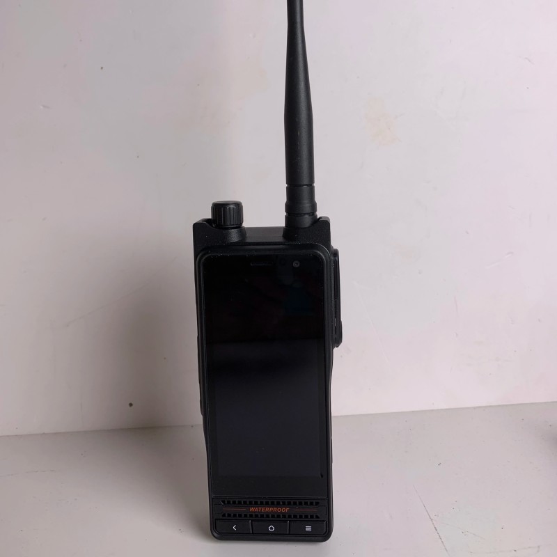 Handheld Radio Manufacturer - Yuyan W68 5G 4G POC LCD