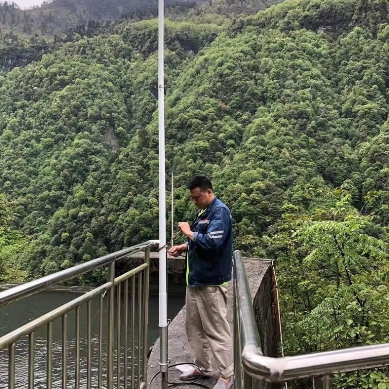 Repeater Antenna Manufacturer - TQJ-400D Fiberglass