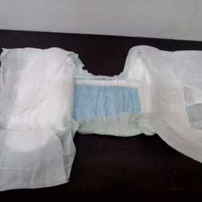 Adult Diapers Supplier - Soft Disposable Leak Resistant Convenient
