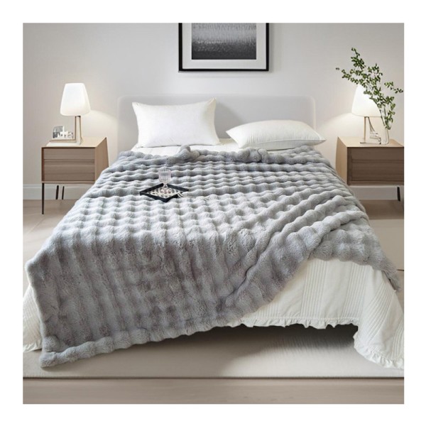 Faux Fur Blanket Manufacturer - Polyester Bubble Design