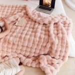 Faux Fur Blanket Manufacturer - Polyester Bubble Design