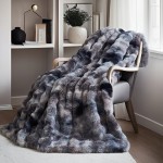Throw Blanket Factory - Premium Bubble Faux Fur
