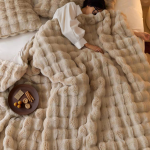 Faux Fur Blanket Manufacturer - Polyester Bubble Design