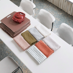 Table Napkins Supplier - Classic Style Printed Plain