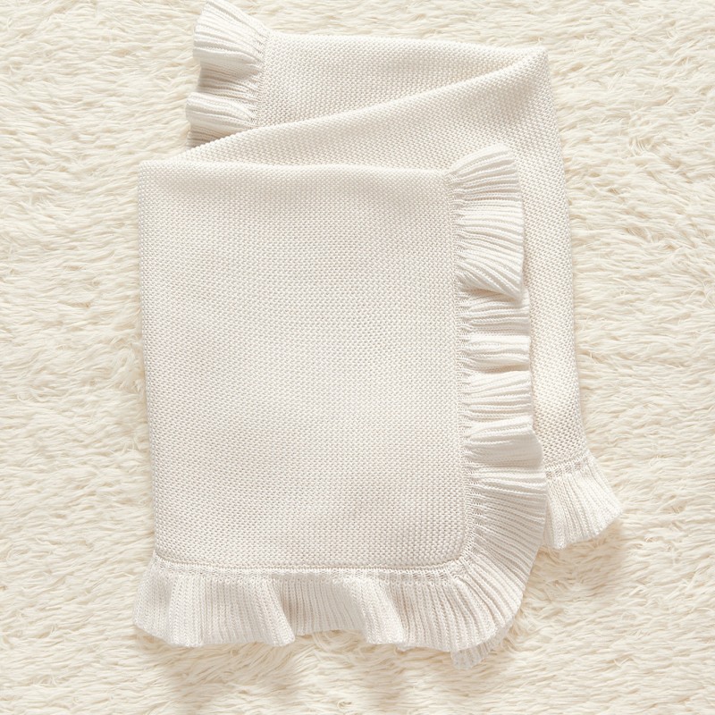 Infant Blanket Manufacturer - Ruffled Knitted Wool