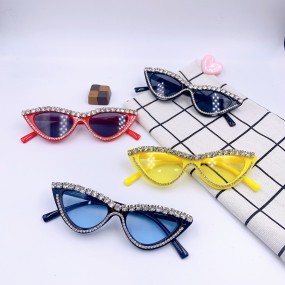 Cat Eye Sunglasses Manufacturer - Diamond Crystal Vintage