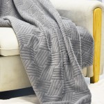 Rabbit Plush Blanket Supplier - Nordic Luxury Super Soft Stripe