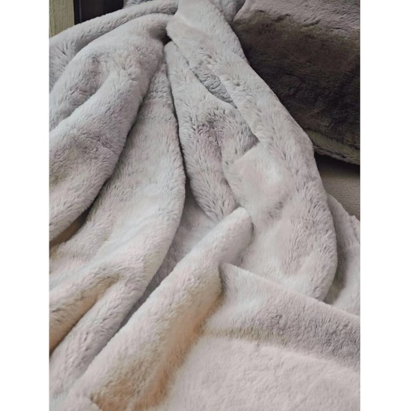 Fur Blanket Manufacturer - European Rabbit Hair Polyester Thick