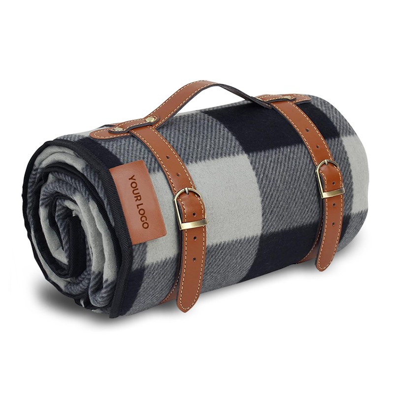 Picnic Blanket Factory - Hot Sale 3 Layer Lightweight Fleece