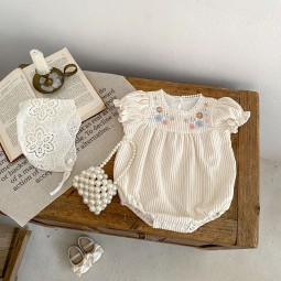 Baby Romper Supplier - Embroidered Flower Corduroy