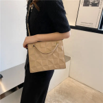 Women Shoulder Bag Manufacturer - OEM Custom Simple Messenger Bag