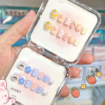 可爱的卡通儿童指甲贴纸可穿戴假指甲提示手指应用配件手工可穿戴指甲